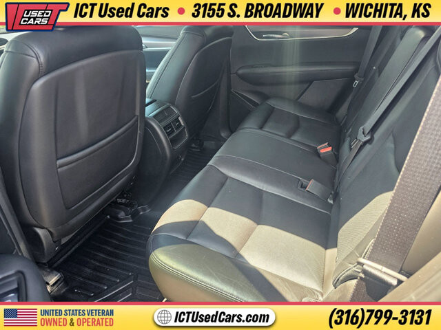 2017 Cadillac XT5 in Wichita, KS 67216 - 18094970 7