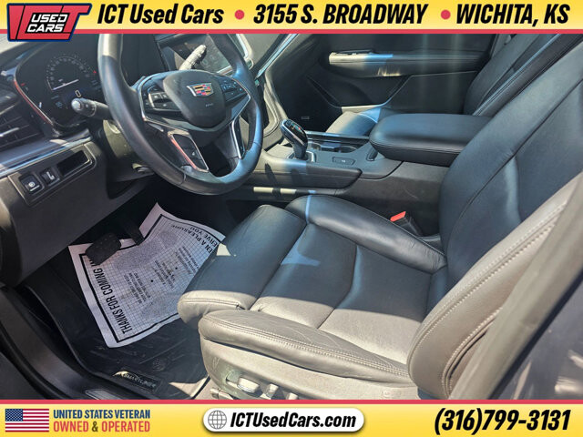 2017 Cadillac XT5 in Wichita, KS 67216 - 18094970 6