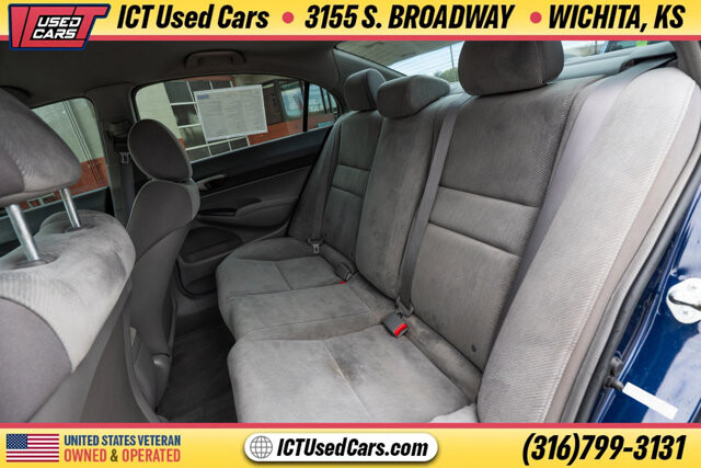 2010 Honda Civic in Wichita, KS 67216 - 18094974 11