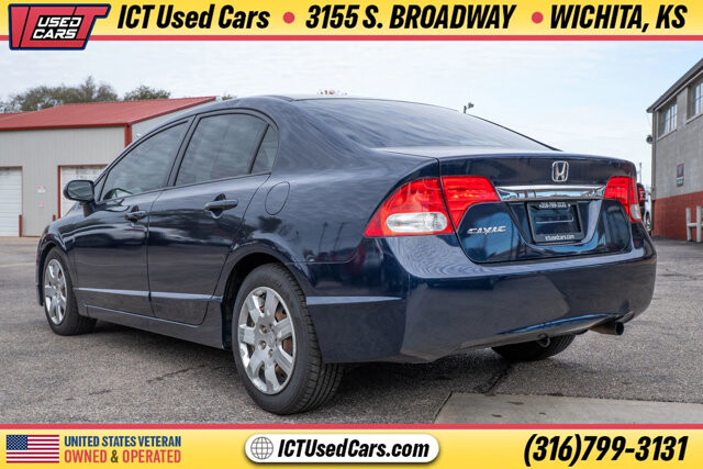 2010 Honda Civic in Wichita, KS 67216 - 18094974 3