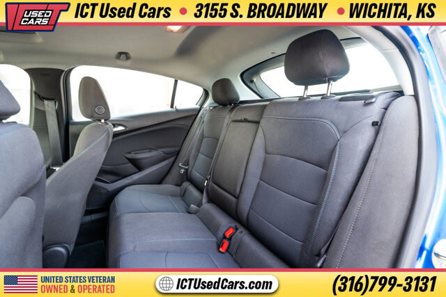 2019 Chevrolet Cruze in Wichita, KS 67216 - 18094977 13