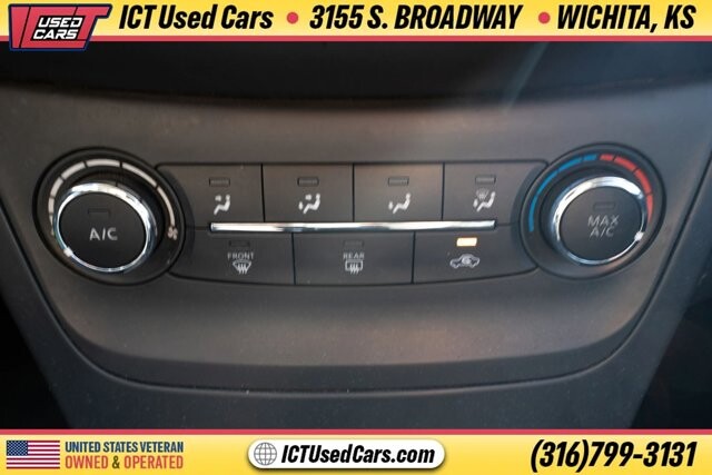 2017 Nissan Sentra in Wichita, KS 67216 - 18094980 13