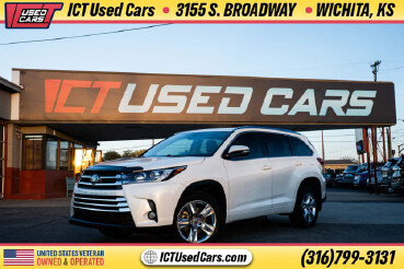 2018 Toyota Highlander in Wichita, KS 67216