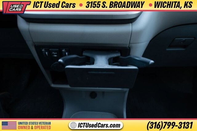 2020 Toyota Sienna in Wichita, KS 67216 - 18094993 17