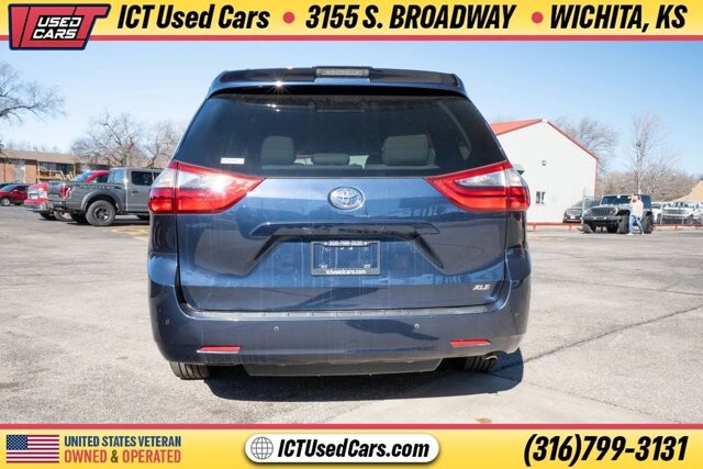 2020 Toyota Sienna in Wichita, KS 67216 - 18094993 3