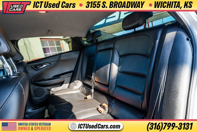 2018 Chevrolet Malibu in Wichita, KS 67216 - 18095004 13