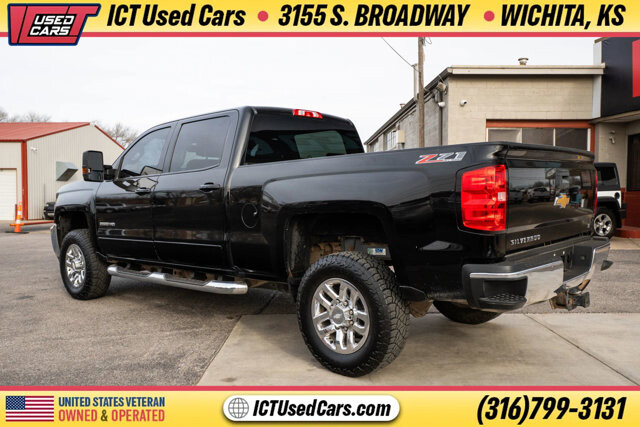 2017 Chevrolet Silverado 2500 in Wichita, KS 67216 - 18095006 2