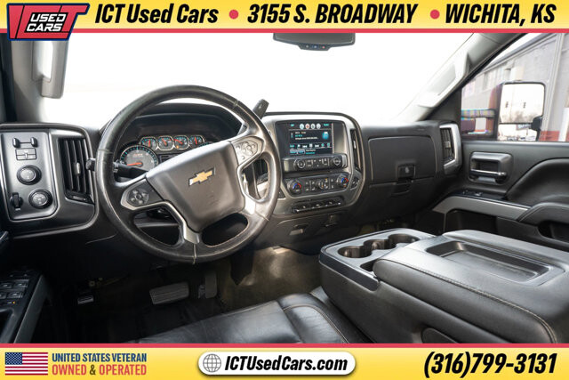 2017 Chevrolet Silverado 2500 in Wichita, KS 67216 - 18095006 8