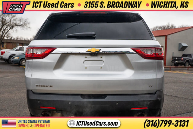 2019 Chevrolet Traverse in Wichita, KS 67216 - 18095012 4
