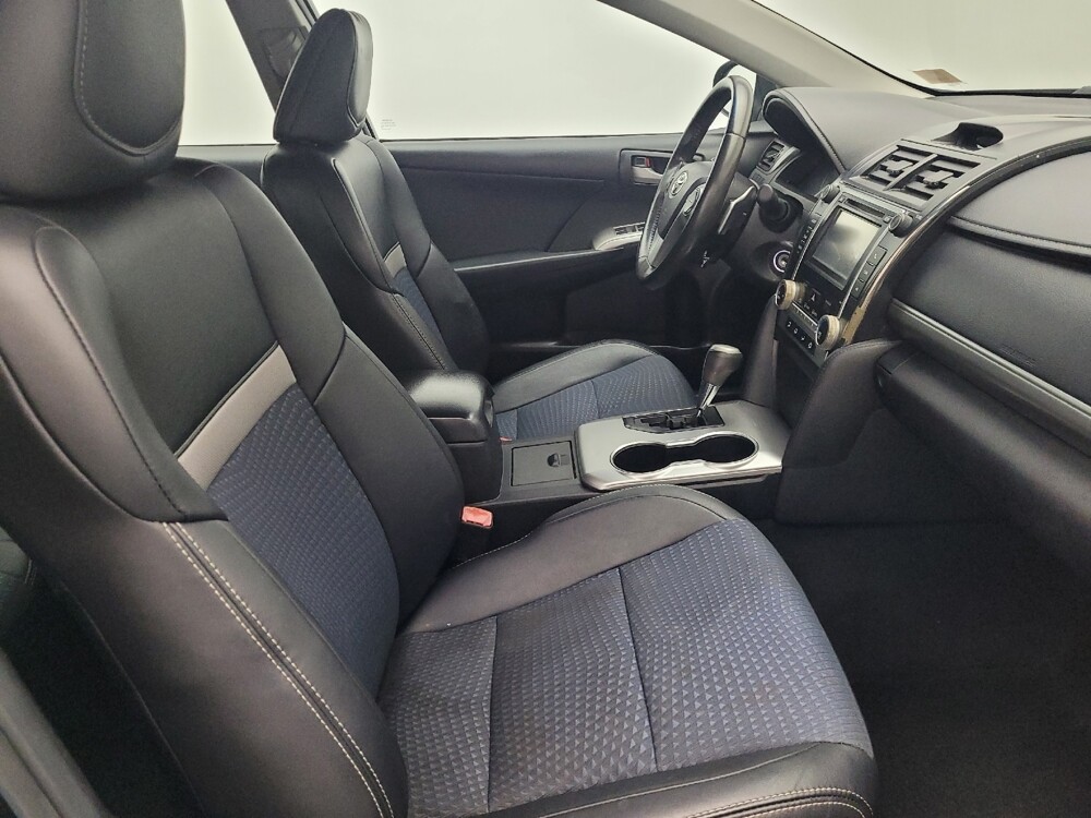 2014 Toyota Camry in Savannah, GA 31419 - 18095017 21
