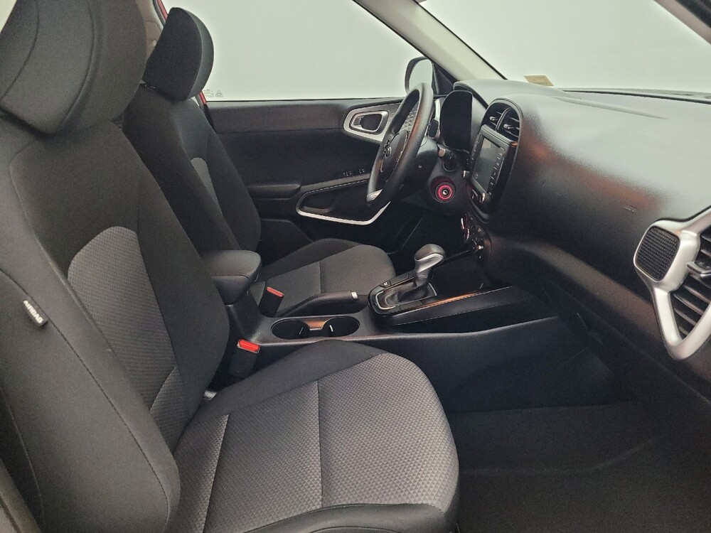 2020 Kia Soul in Savannah, GA 31419 - 18095025 21