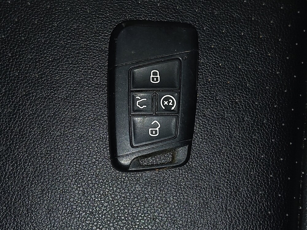 2022 Volkswagen Atlas in Pensacola, FL 32505 - 18095026 32