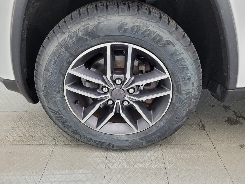 2019 Jeep Grand Cherokee in Raleigh, NC 27604 - 18095045 31