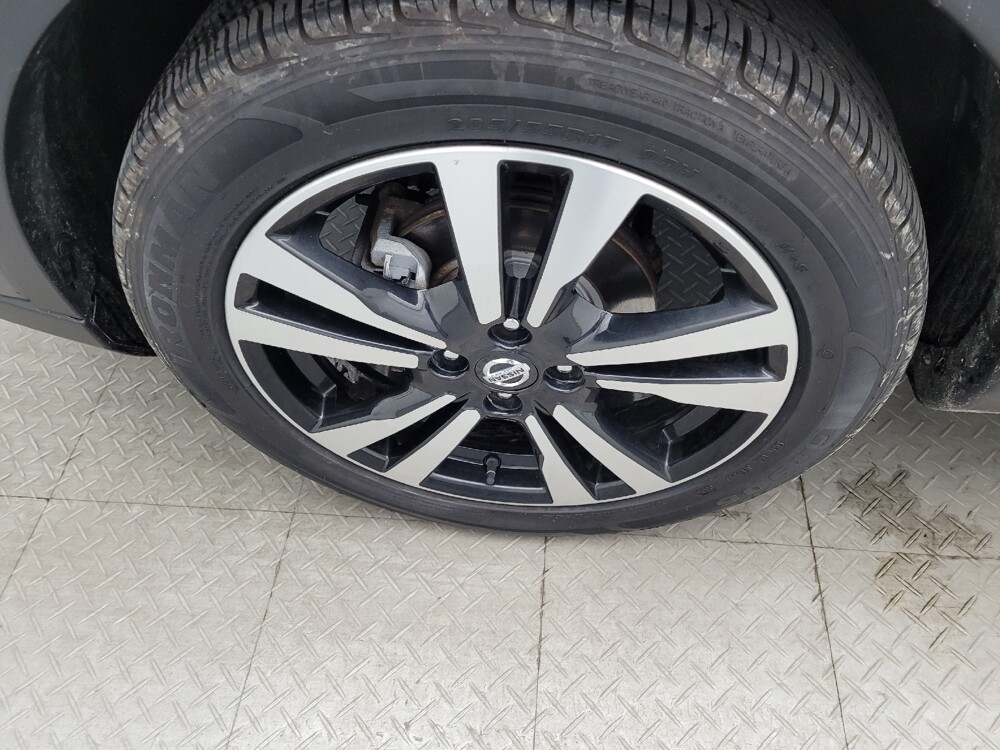 2019 Nissan Kicks in Raleigh, NC 27604 - 18095052 31