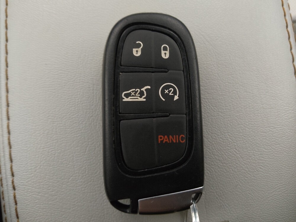 2020 Jeep Cherokee in Colorado Springs, CO 80909 - 18095060 32