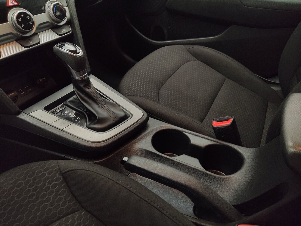 2019 Hyundai Elantra in Lakewood, CO 80215 - 18095061 26