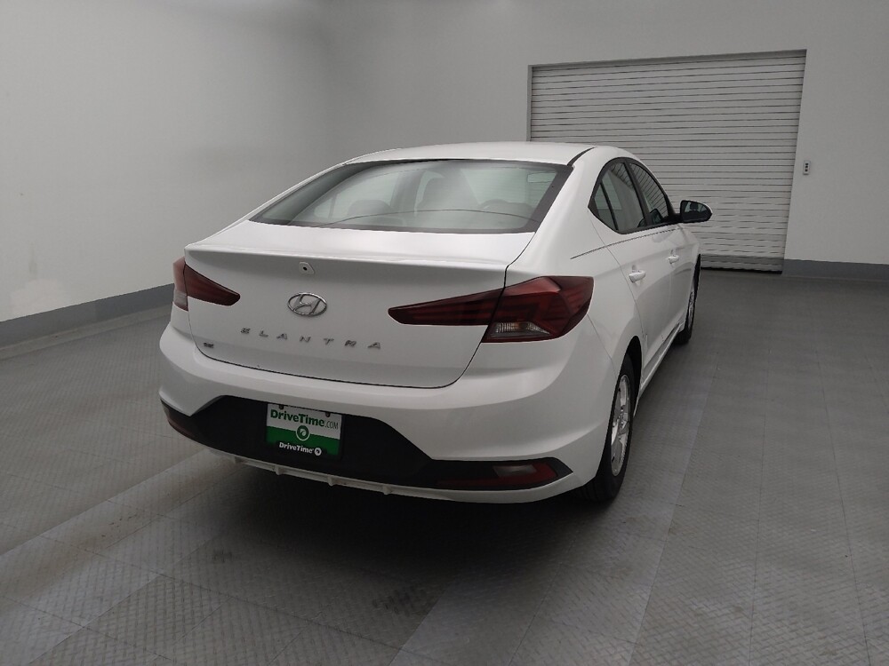 2019 Hyundai Elantra in Lakewood, CO 80215 - 18095061 7
