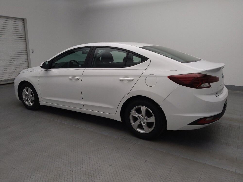 2019 Hyundai Elantra in Lakewood, CO 80215 - 18095061 3