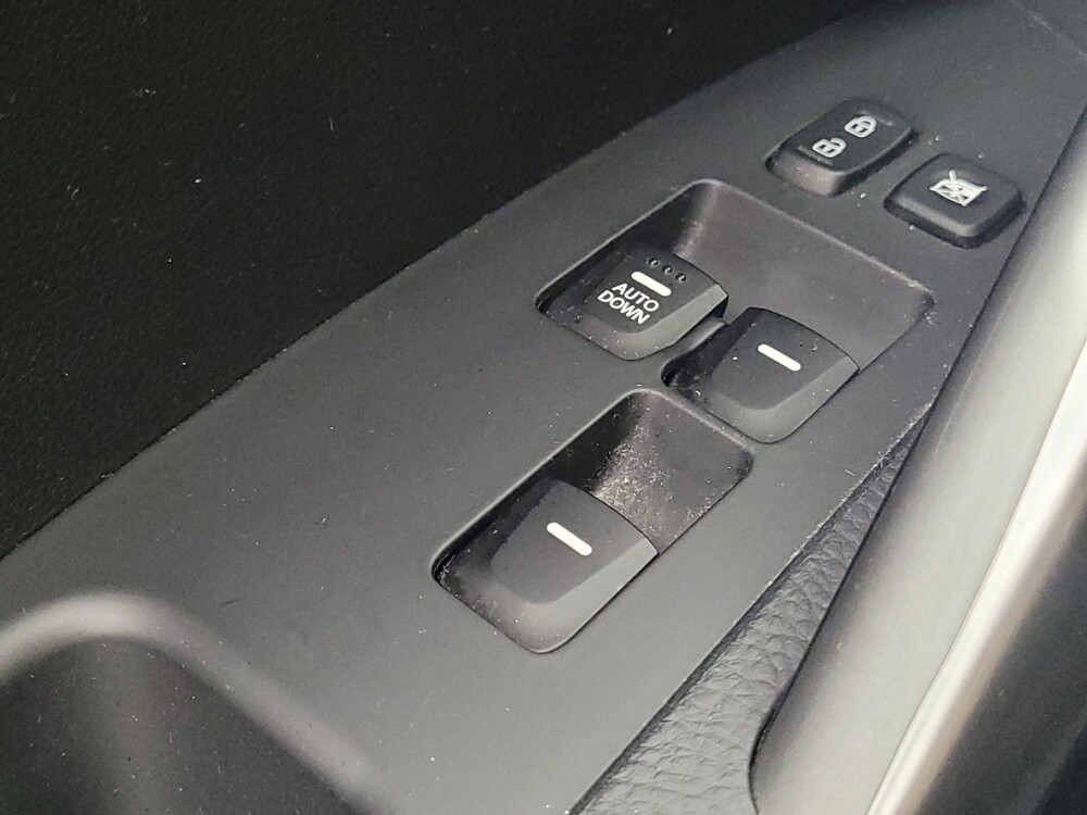 2016 Hyundai Veloster in Antioch, TN 37013 - 18095064 27