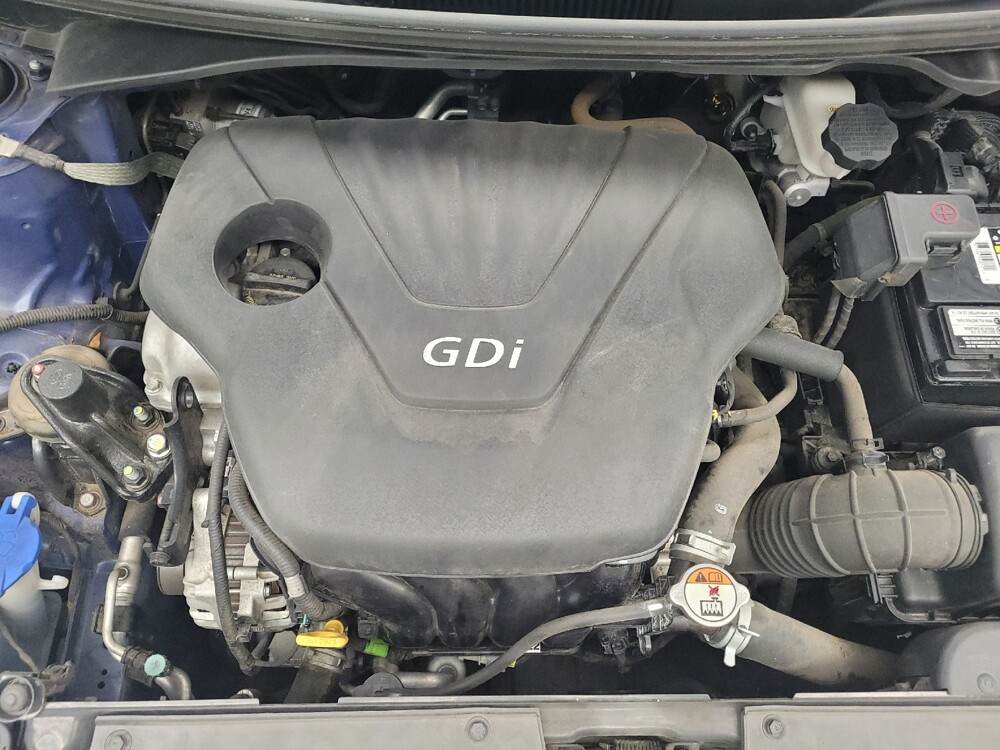 2016 Hyundai Veloster in Antioch, TN 37013 - 18095064 30