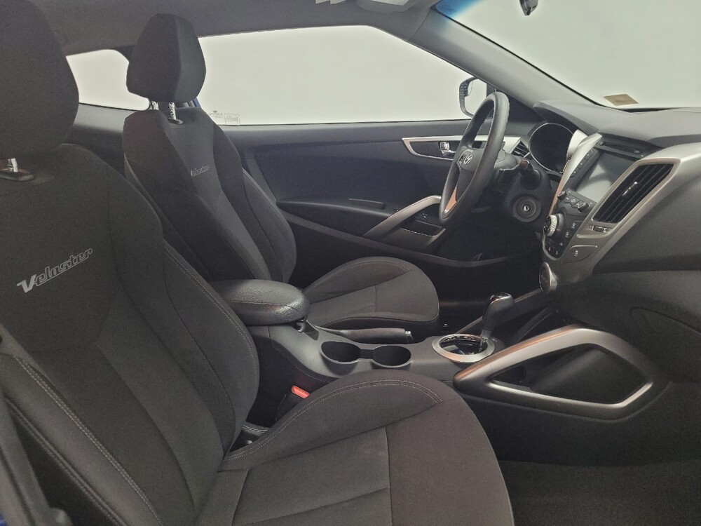 2016 Hyundai Veloster in Antioch, TN 37013 - 18095064 21