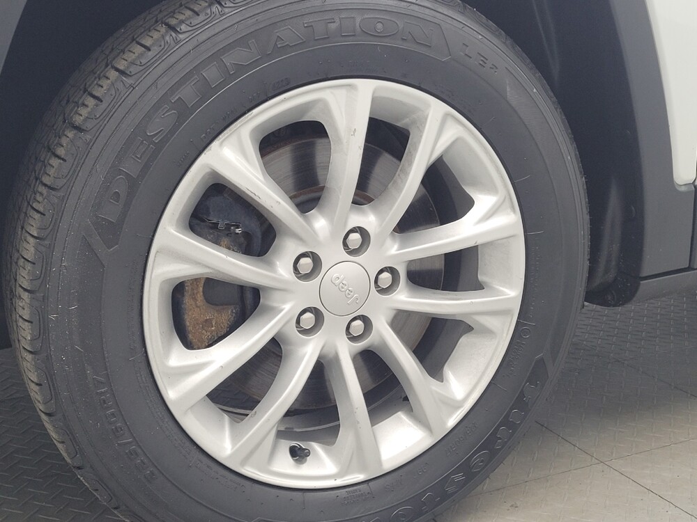 2020 Jeep Cherokee in Antioch, TN 37013 - 18095067 31