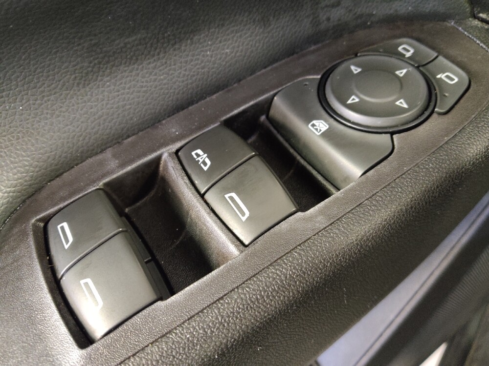 2020 Chevrolet Equinox in Houston, TX 77060 - 18095074 27