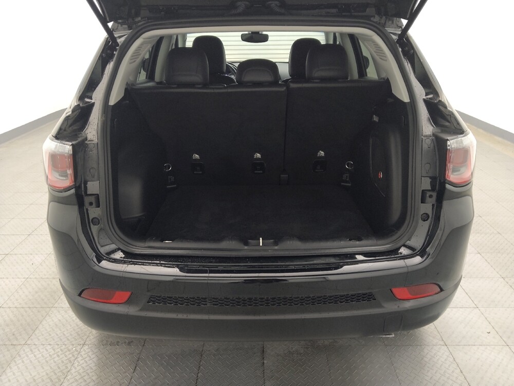 2018 Jeep Compass in Houston, TX 77060 - 18095076 29