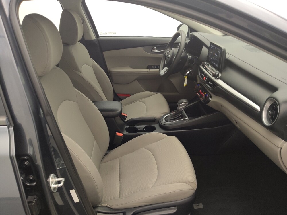 2019 Kia Forte in Houston, TX 77034 - 18095083 21