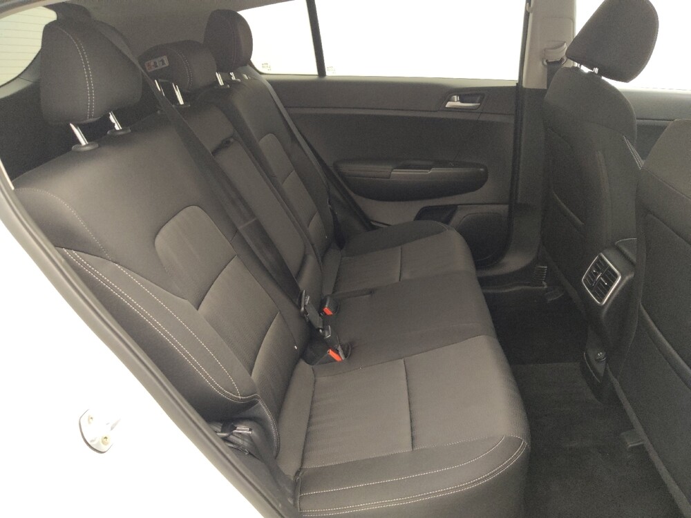 2019 Kia Sportage in Houston, TX 77060 - 18095086 19