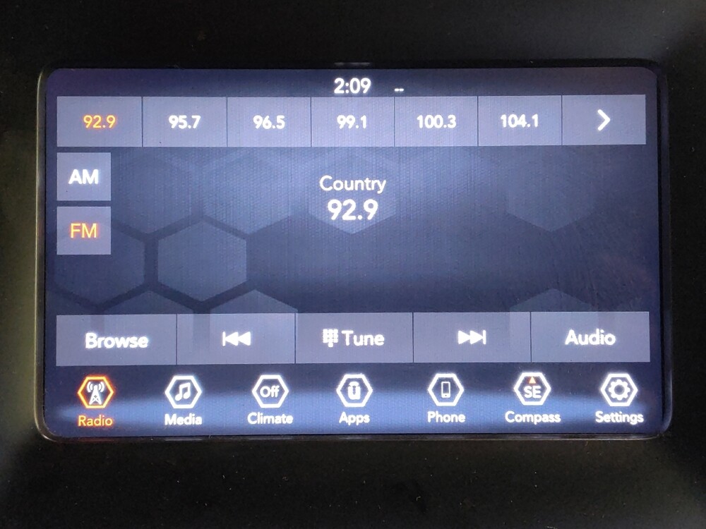 2020 Jeep Cherokee in Houston, TX 77074 - 18095087 25