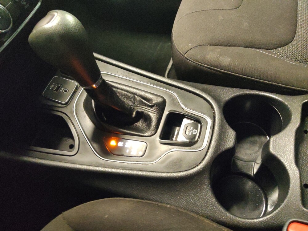 2020 Jeep Cherokee in Houston, TX 77074 - 18095087 26