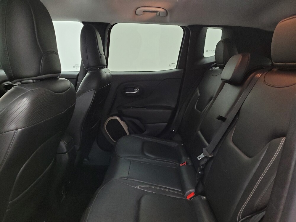 2015 Jeep Renegade in Eastpointe, MI 48021 - 18095091 18