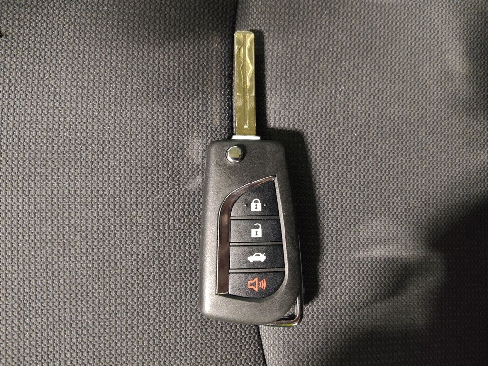 2021 Toyota Corolla in Columbus, OH 43228 - 18095093 32