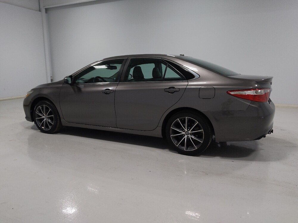 2017 Toyota Camry in Columbus, OH 43228 - 18095095 3