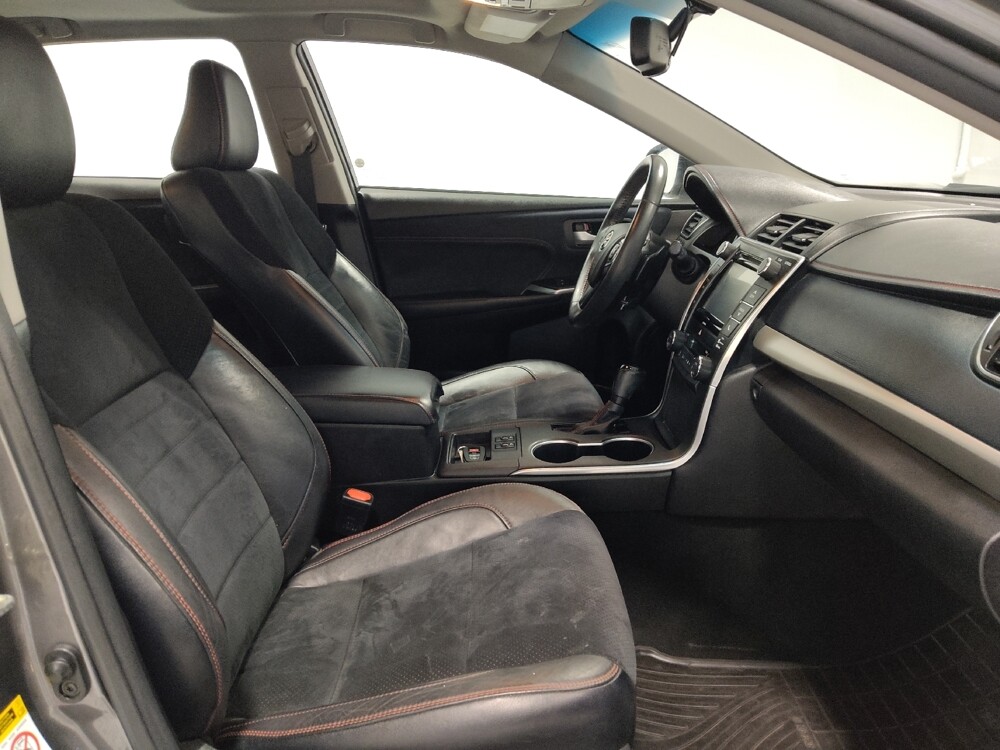 2017 Toyota Camry in Columbus, OH 43228 - 18095095 21