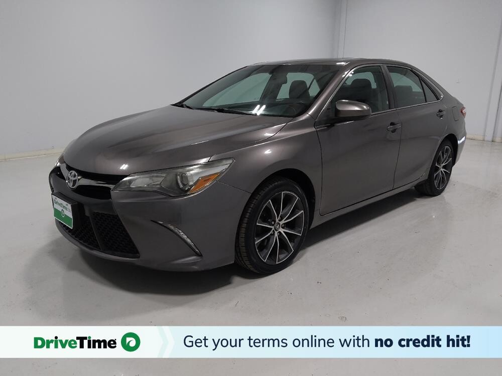 2017 Toyota Camry in Columbus, OH 43228 - 18095095