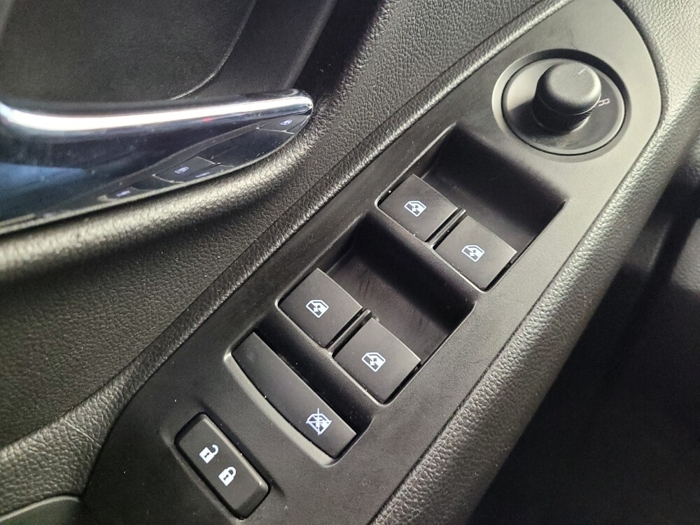 2019 Chevrolet Trax in Miamisburg, OH 45342 - 18095096 27