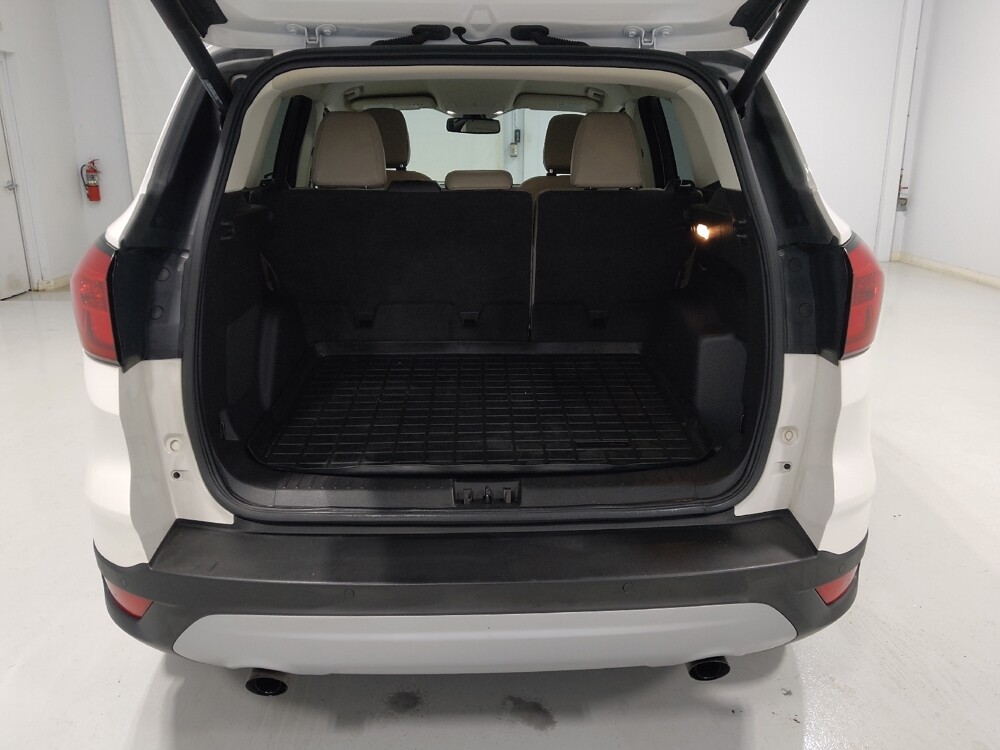 2019 Ford Escape in Columbus, OH 43228 - 18095099 29