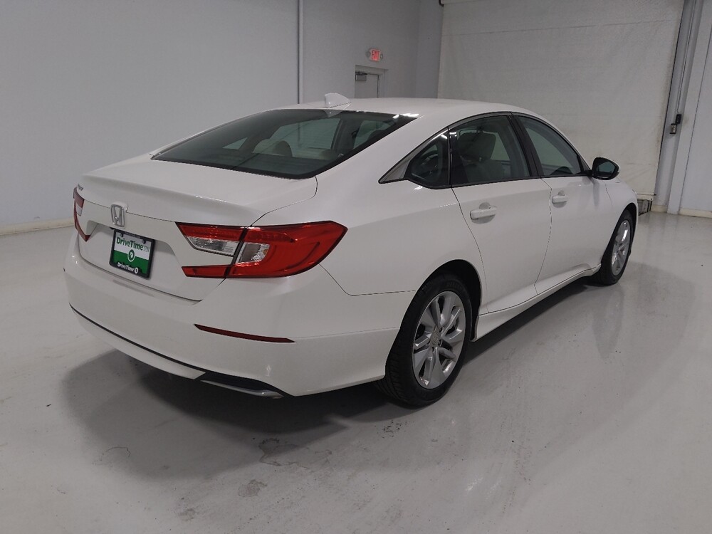 2018 Honda Accord in Columbus, OH 43228 - 18095101 9