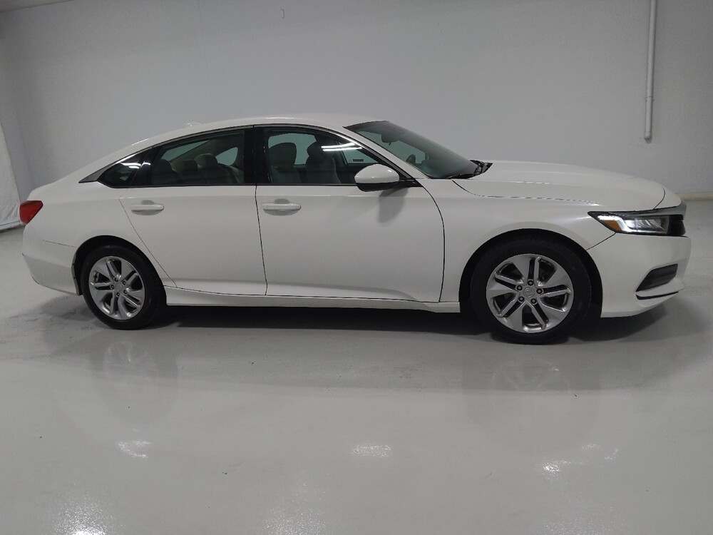 2018 Honda Accord in Columbus, OH 43228 - 18095101 11