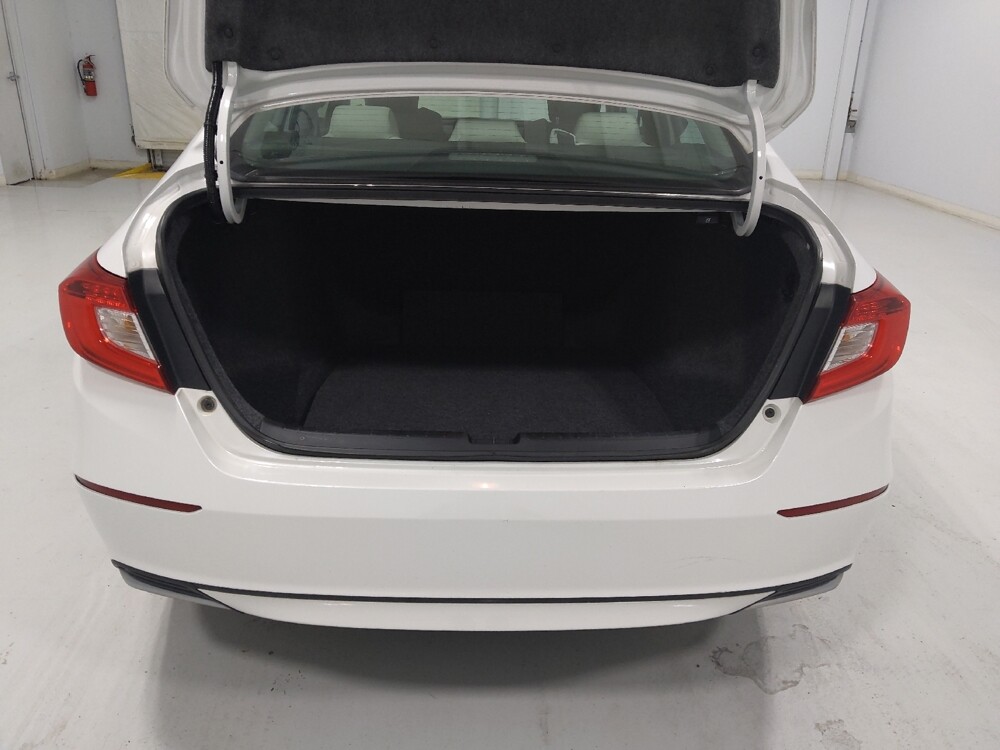 2018 Honda Accord in Columbus, OH 43228 - 18095101 29