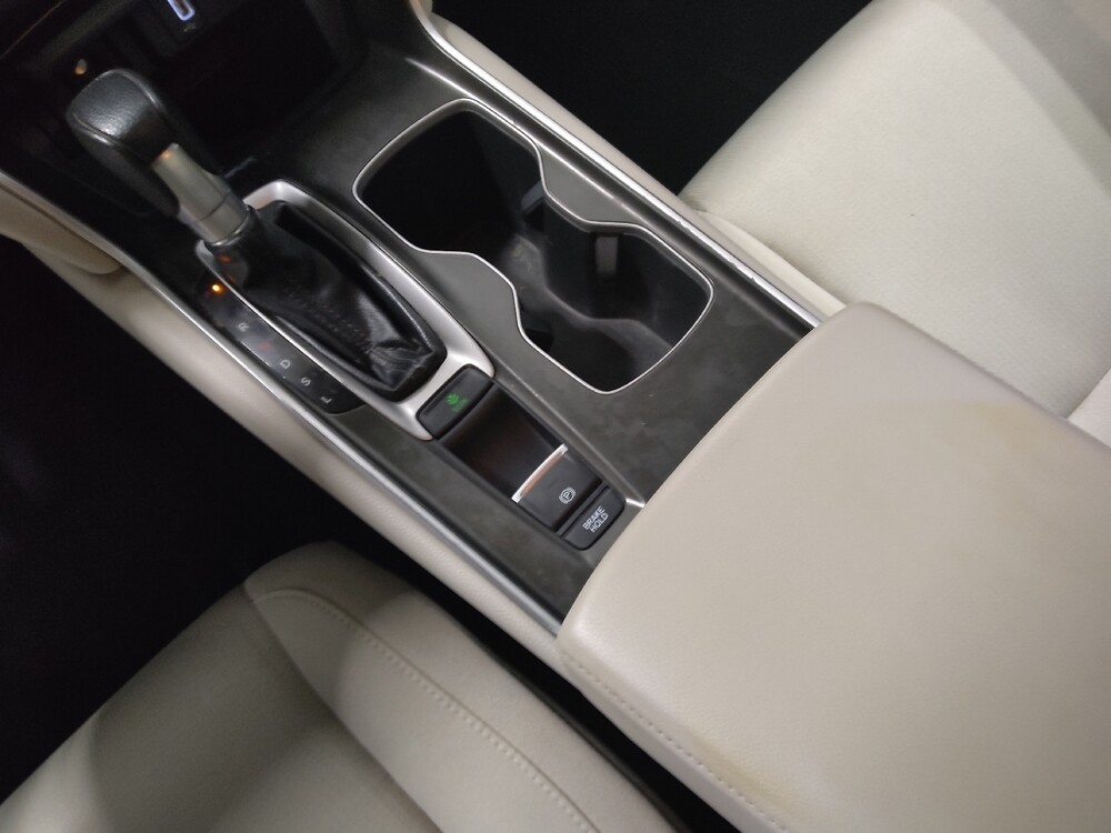 2018 Honda Accord in Columbus, OH 43228 - 18095101 26