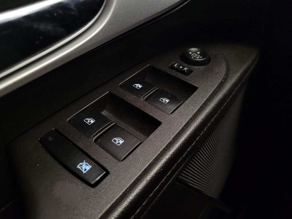 2015 Chevrolet Equinox in Maple Heights, OH 44137 - 18095104 27