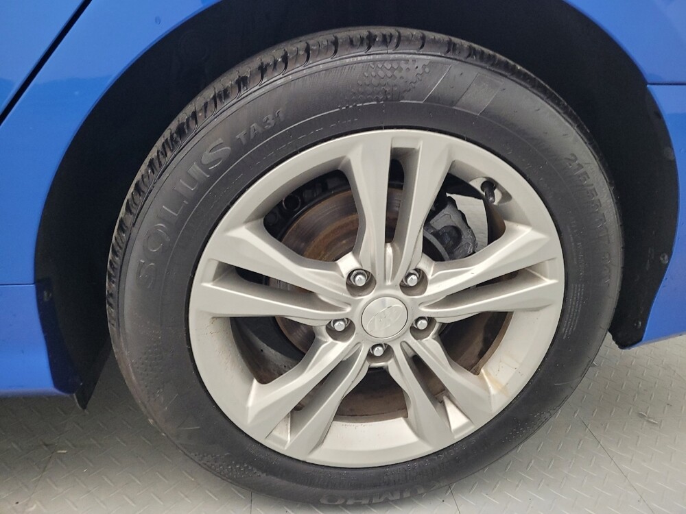 2018 Hyundai Sonata in Maple Heights, OH 44137 - 18095105 31