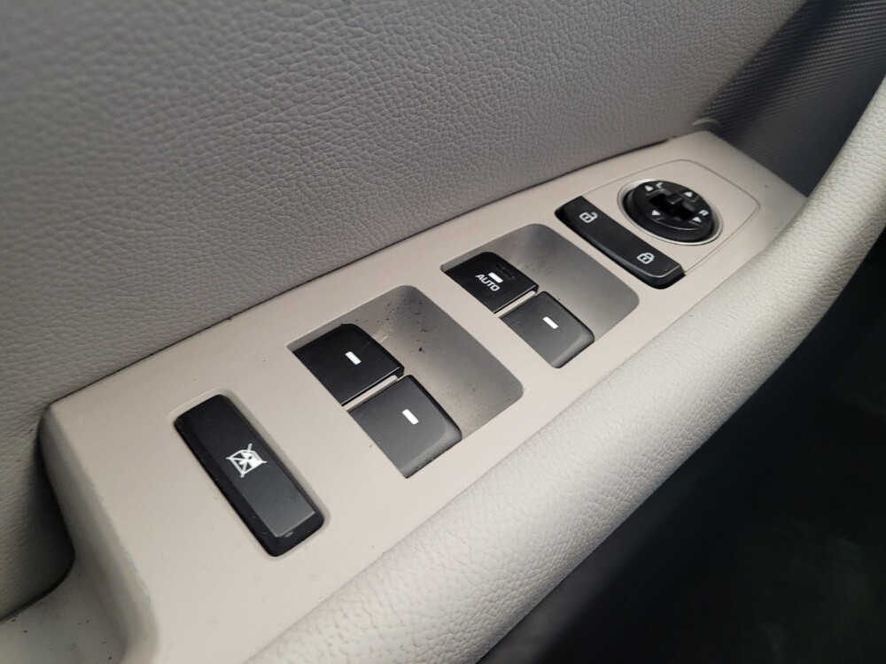 2018 Hyundai Sonata in Maple Heights, OH 44137 - 18095105 27