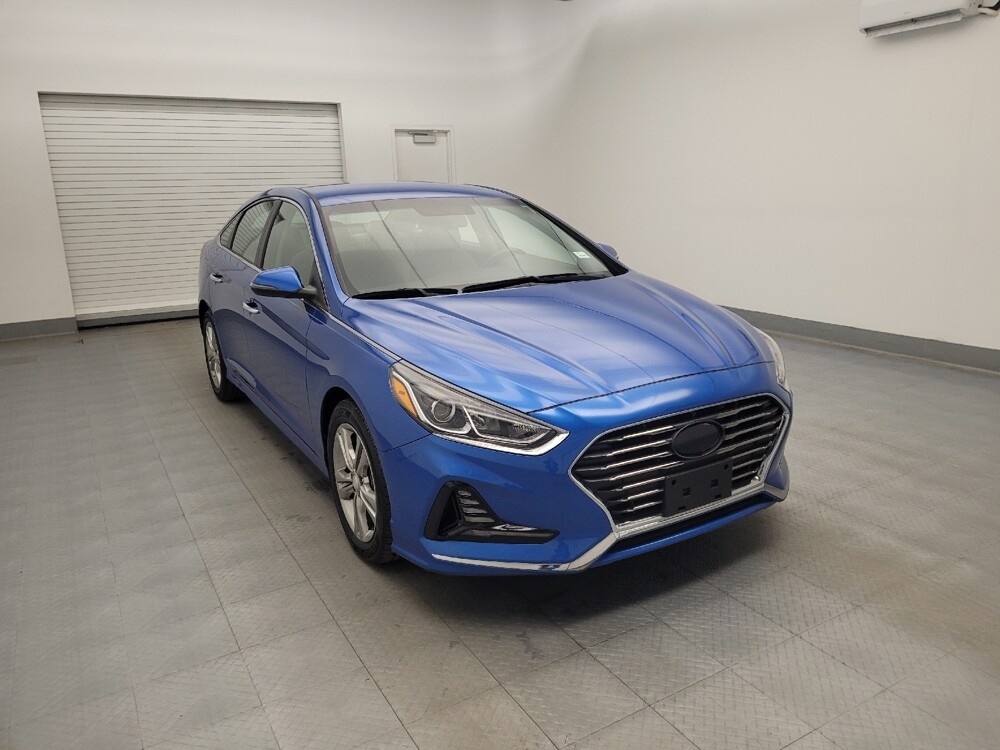 2018 Hyundai Sonata in Maple Heights, OH 44137 - 18095105 13