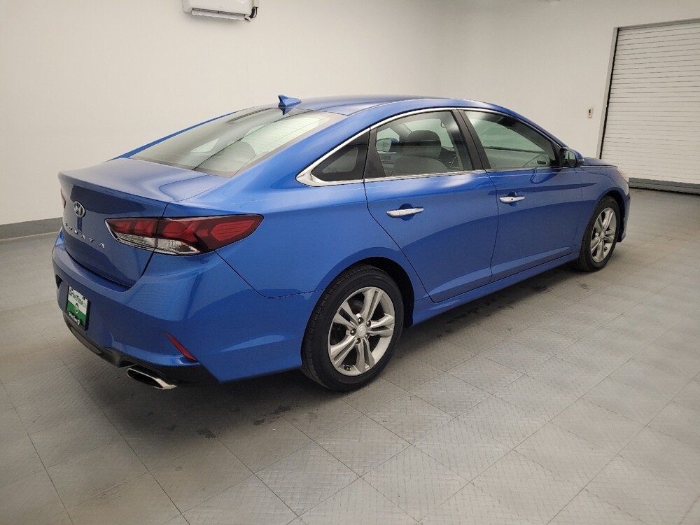 2018 Hyundai Sonata in Maple Heights, OH 44137 - 18095105 10
