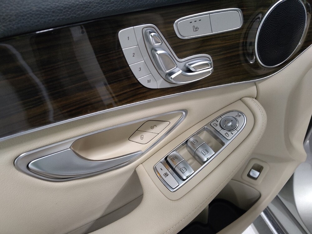 2019 Mercedes-Benz C 300 in Columbus, OH 43228 - 18095106 27