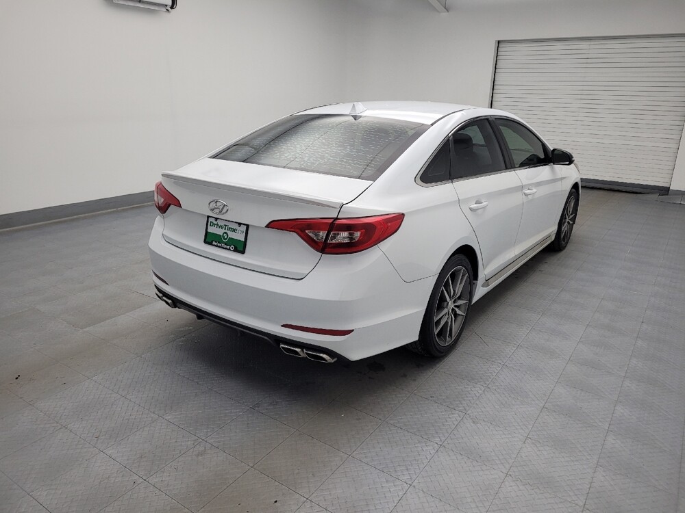 2017 Hyundai Sonata in Maple Heights, OH 44137 - 18095108 9